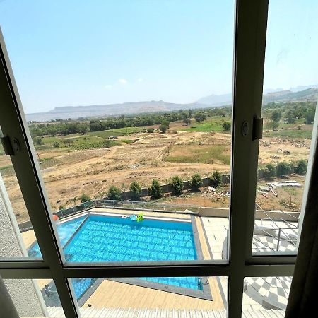 Hotel Grand Parivaar Igatpuri Buitenkant foto