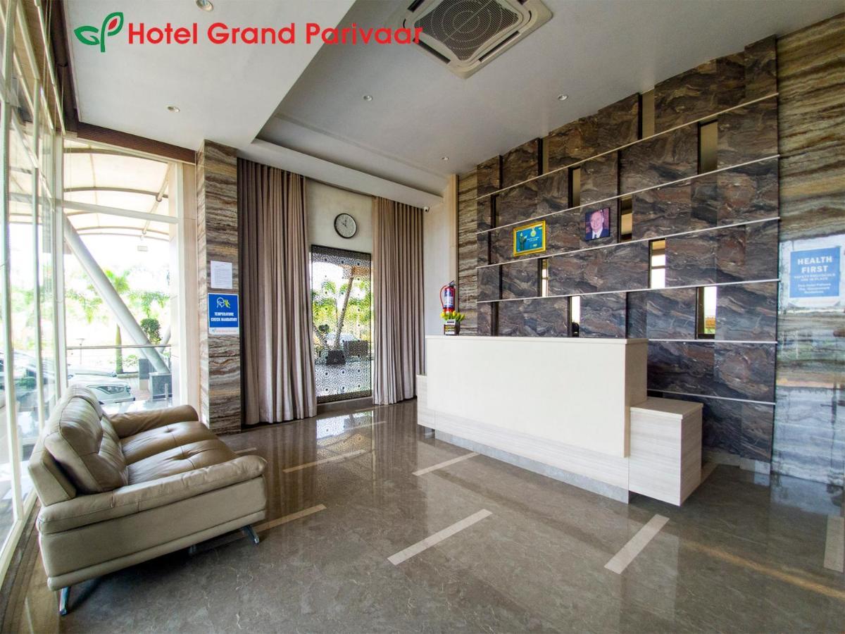 Hotel Grand Parivaar Igatpuri Buitenkant foto